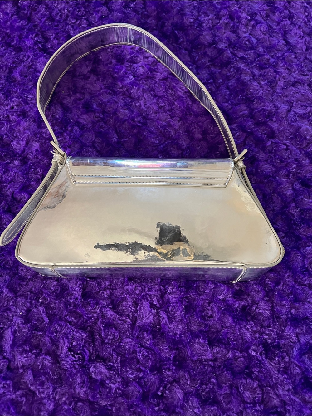 Silver Metallic Shoulder Bag - Elegant Women's Evening Purse